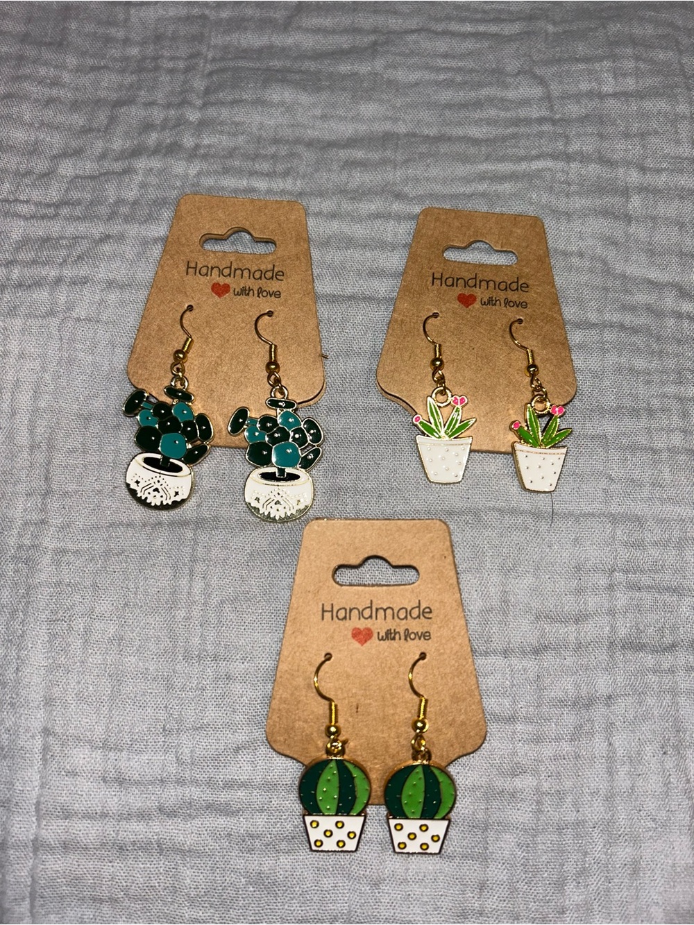 Handmade plant theme earrings